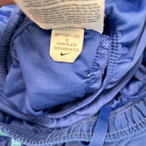 Nike Tempo Running Shorts Size Medium - Picture 8 of 9